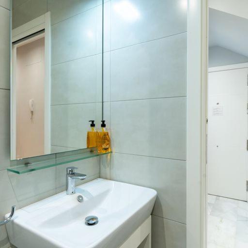 Coqueto Apartamento Para Descubrir Sevilla 외부 사진